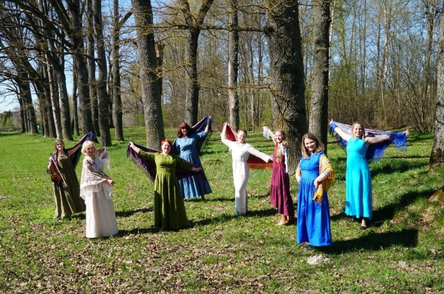 Folkloras kopa "Mare"